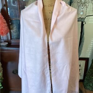 Elegant Cashmere Shawl